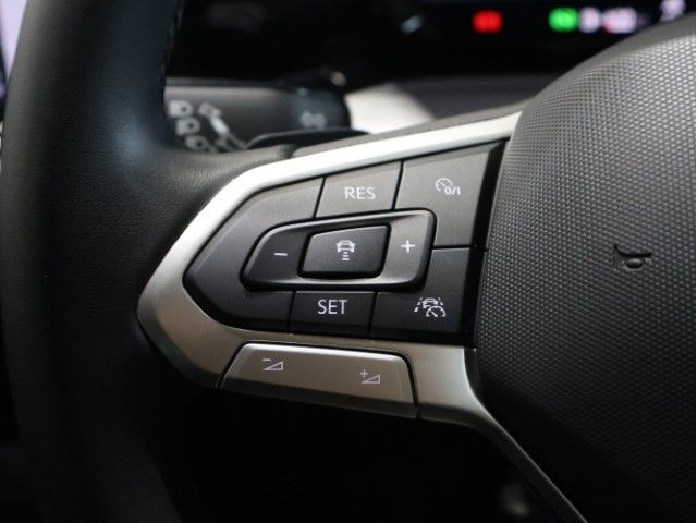 VOLKSWAGEN GOLF 2023 Image 31