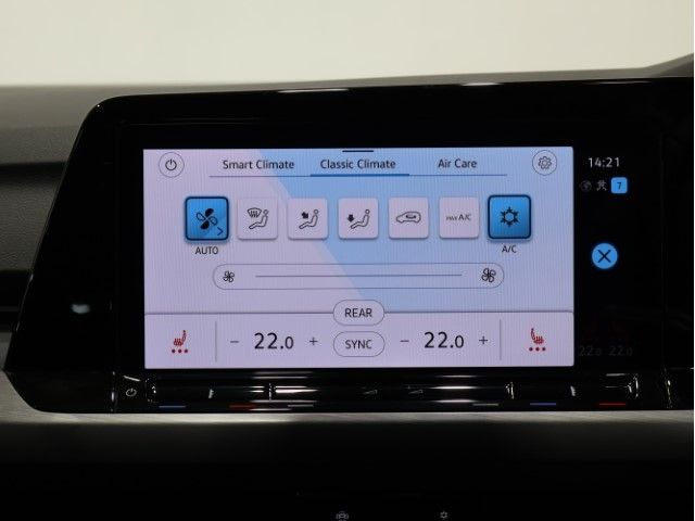 VOLKSWAGEN GOLF 2023 Image 31