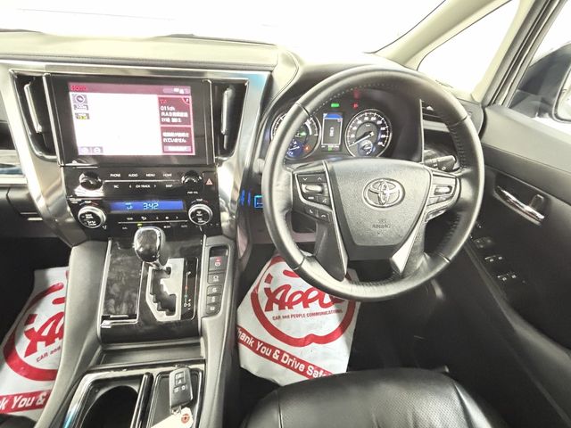 TOYOTA ALPHARD HYBRID 4WD 2020 Image 31