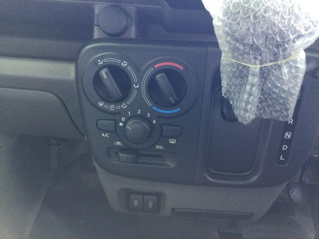 MAZDA SCRUM VAN 2025 Image 31