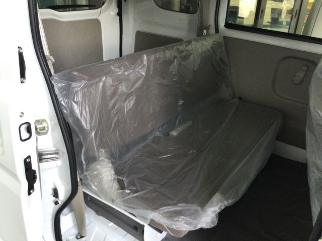 MAZDA SCRUM VAN 2025 Image 31