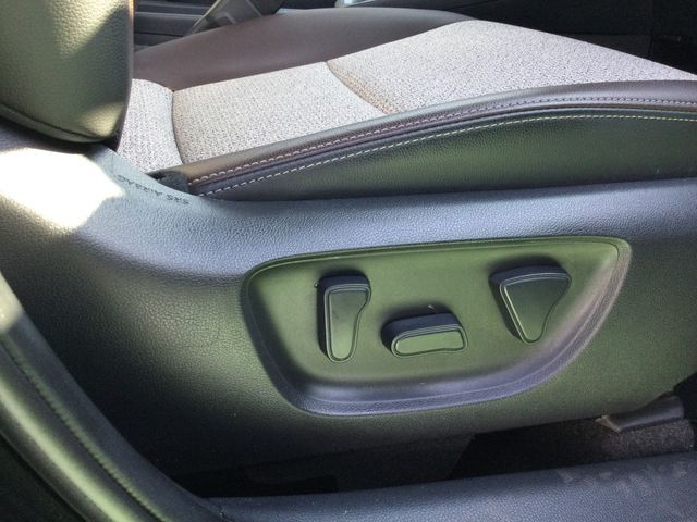 TOYOTA YARIS CROSS HYBRID 2022 Image 31