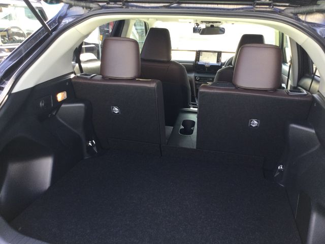 TOYOTA YARIS CROSS HYBRID 2022 Image 31