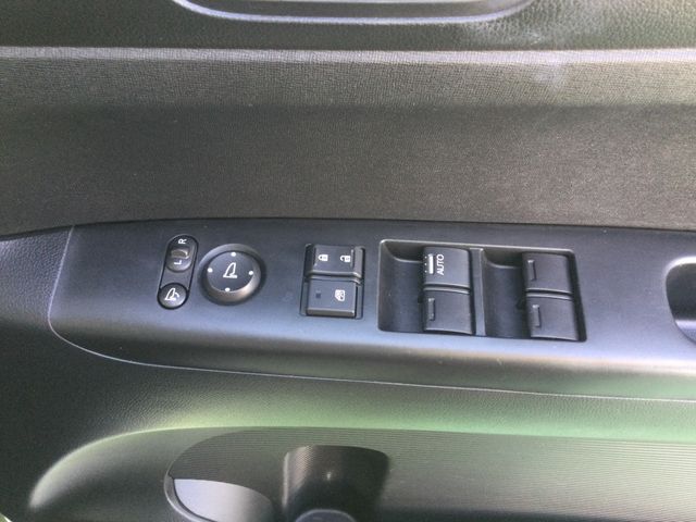 HONDA N BOX 2015 Image 31