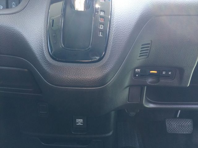 HONDA N BOX 2019 Image 31