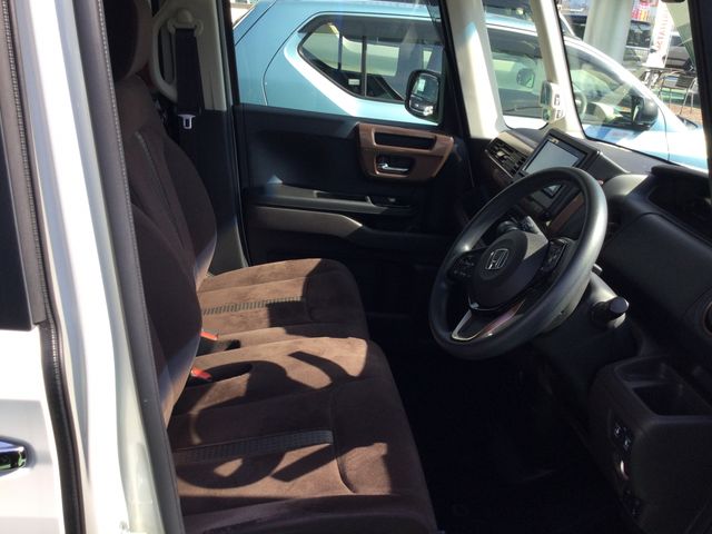 HONDA N BOX 2019 Image 31