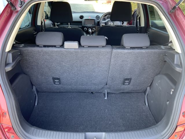 MAZDA DEMIO 2012 Image 31