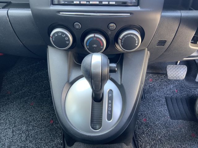 MAZDA DEMIO 2012 Image 31