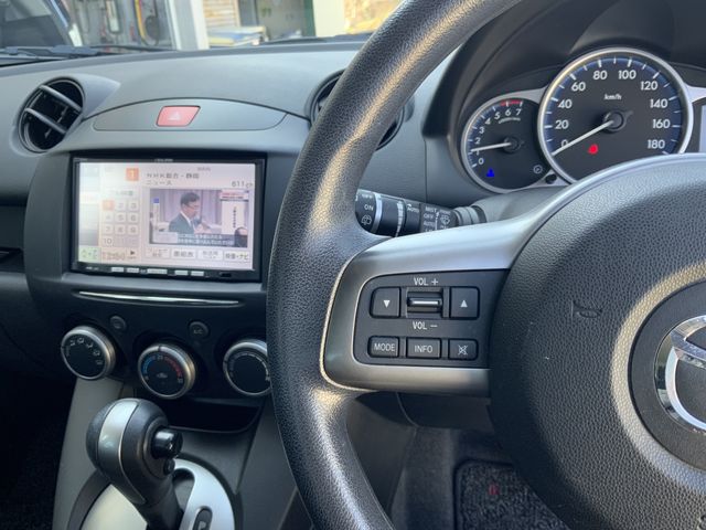 MAZDA DEMIO 2012 Image 31