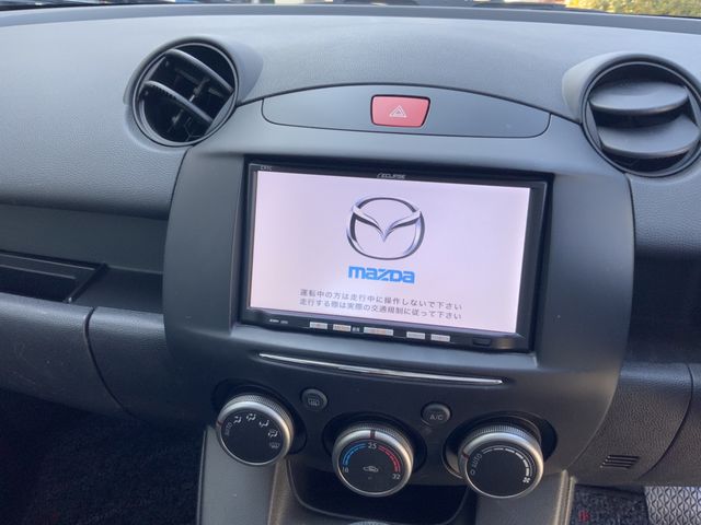 MAZDA DEMIO 2012 Image 31