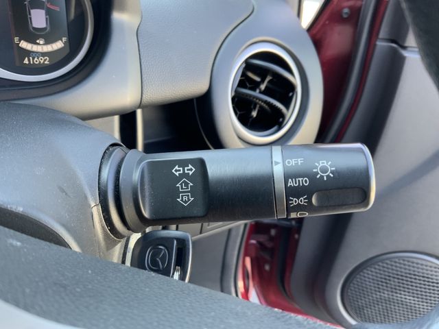 MAZDA DEMIO 2012 Image 31