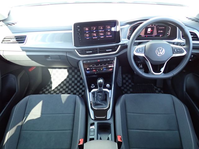 VOLKSWAGEN T-ROC 2024 Image 31