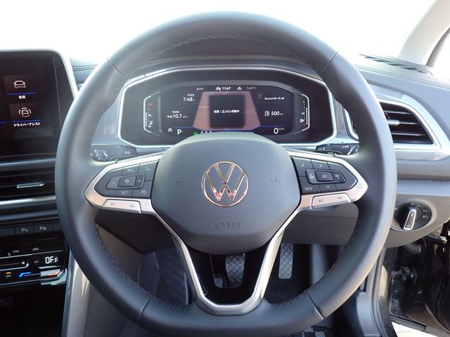 VOLKSWAGEN T-ROC 2024 Image 31