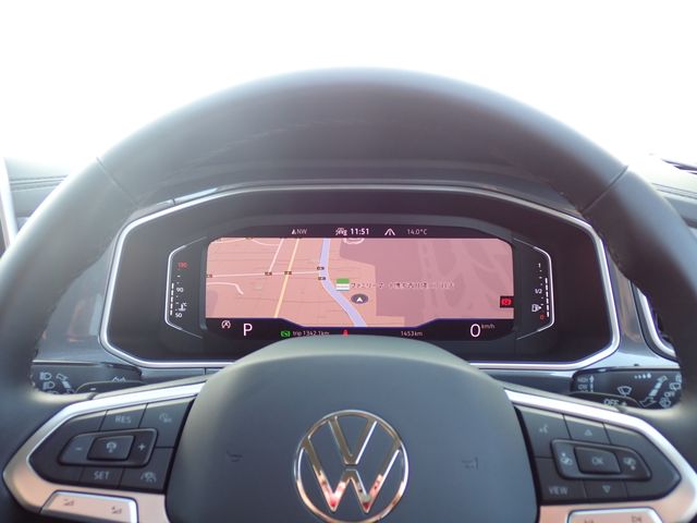 VOLKSWAGEN T-ROC 2024 Image 31