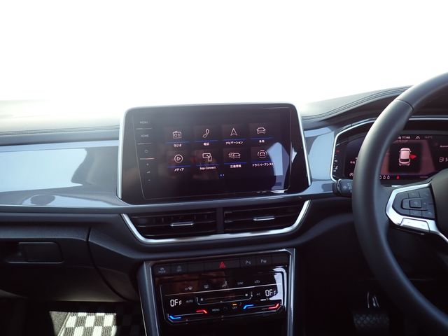 VOLKSWAGEN T-ROC 2024 Image 31