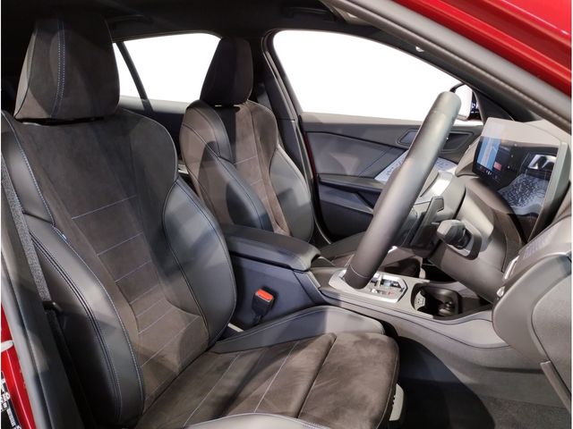 BMW 1SERIES 2025 Image 31