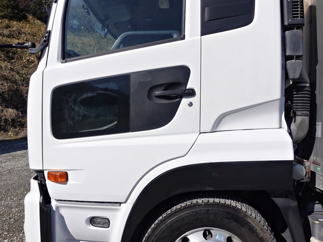 NISSAN DIESEL QUON 2015 Image 31