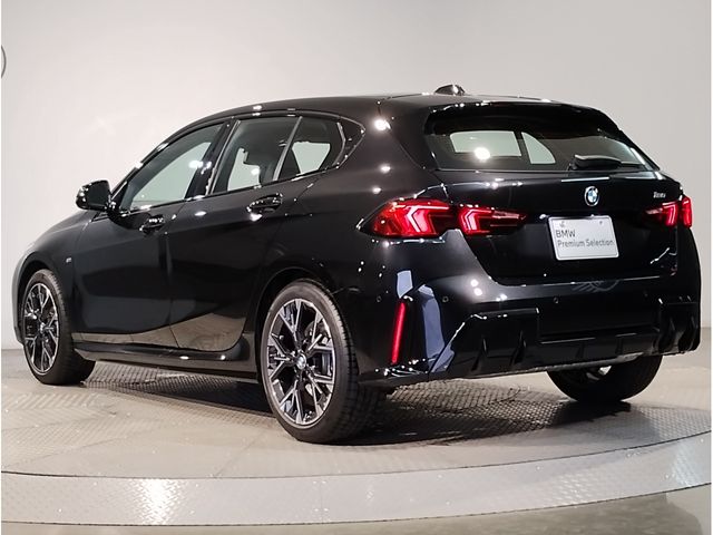 BMW 1SERIES 2025 Image 31