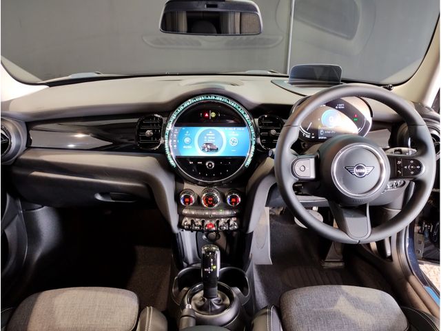 BMW MINI COOPER S 5DOOR 2023 Image 31