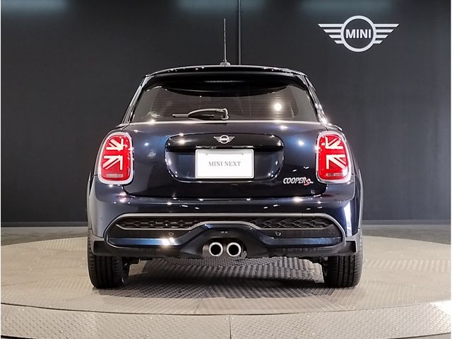 BMW MINI COOPER S 5DOOR 2023 Image 31