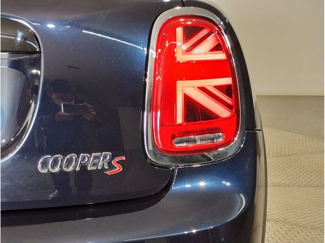 BMW MINI COOPER S 5DOOR 2023 Image 31