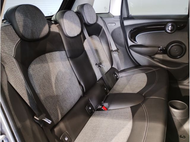 BMW MINI COOPER S 5DOOR 2023 Image 31