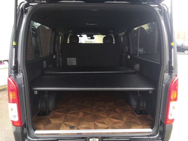 TOYOTA HIACE VAN 4WD 2021 Image 31