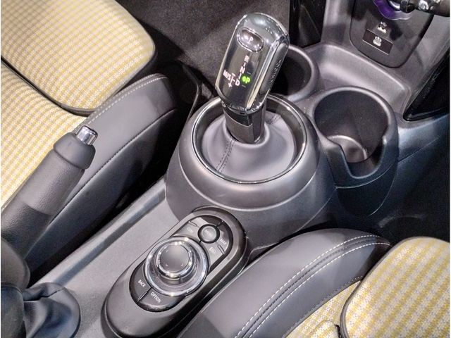 BMW MINI COOPER S OPEN 2023 Image 31