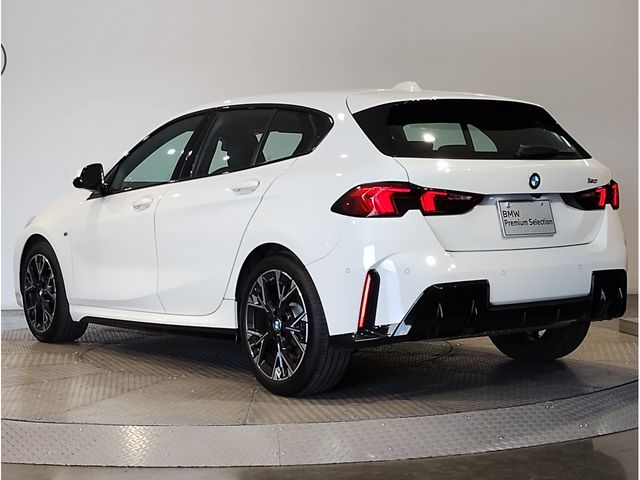 BMW 1SERIES 2025 Image 31