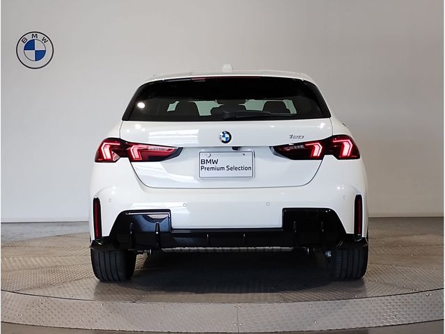 BMW 1SERIES 2025 Image 31