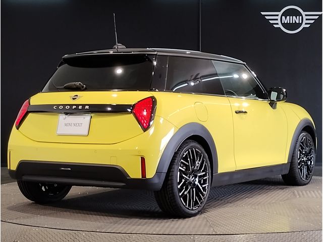 BMW MINI COOPER 2025 Image 31