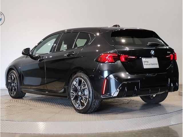 BMW 1SERIES 2025 Image 31