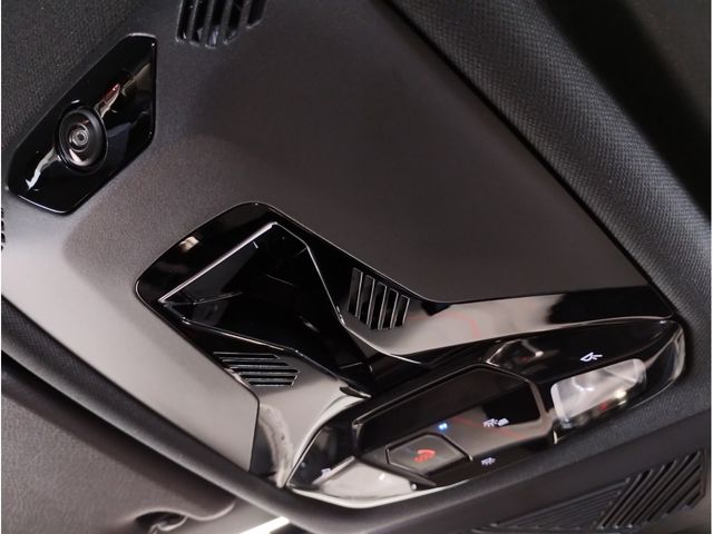 BMW 1SERIES 2025 Image 31