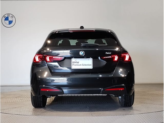 BMW 1SERIES 2025 Image 31