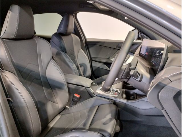 BMW 1SERIES 2025 Image 31