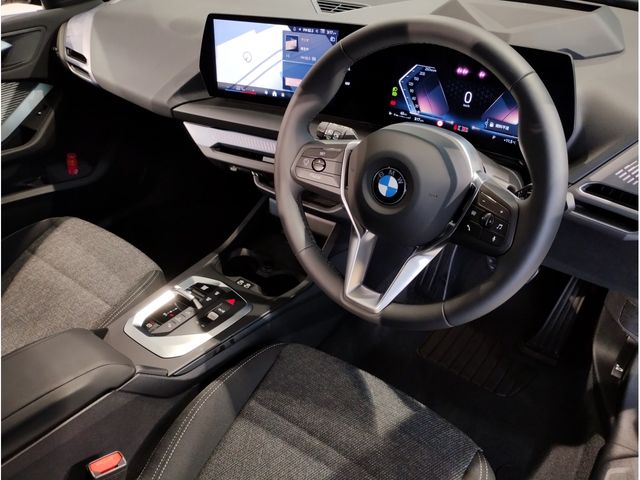 BMW 1SERIES 2025 Image 31