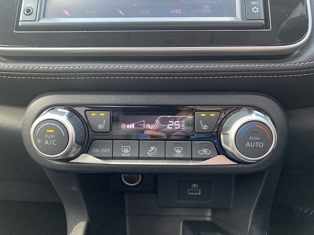 NISSAN KICKS 2023 Image 31