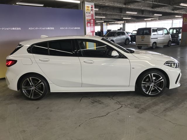 BMW 1SERIES 2023 Image 31