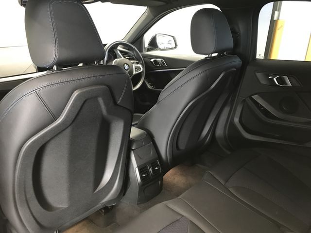 BMW 1SERIES 2023 Image 31