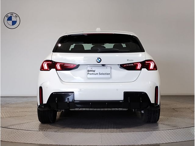 BMW 1SERIES 2025 Image 31