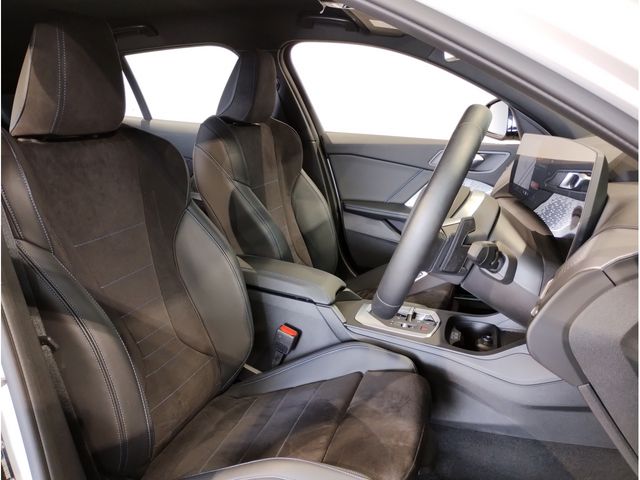 BMW 1SERIES 2025 Image 31