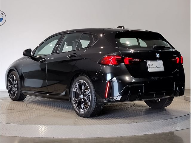 BMW 1SERIES 2025 Image 31