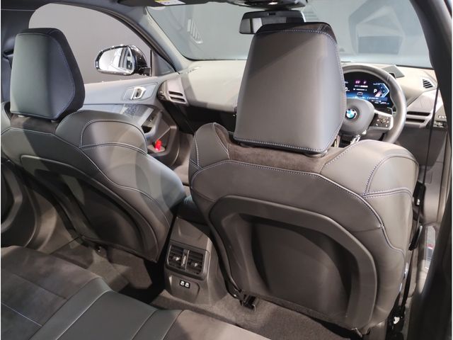 BMW 1SERIES 2025 Image 31