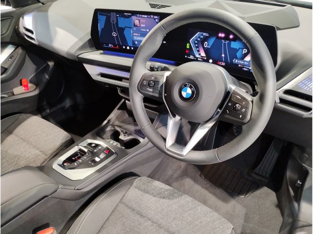 BMW 1SERIES 2025 Image 31