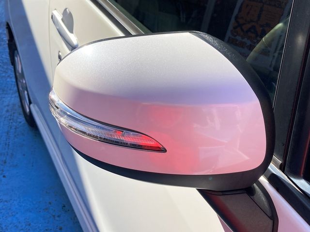 DAIHATSU MOVE CUSTOM 2011 Image 31