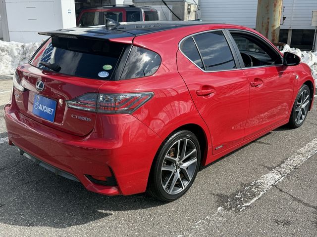 TOYOTA LEXUS CT200H 2014 Image 31