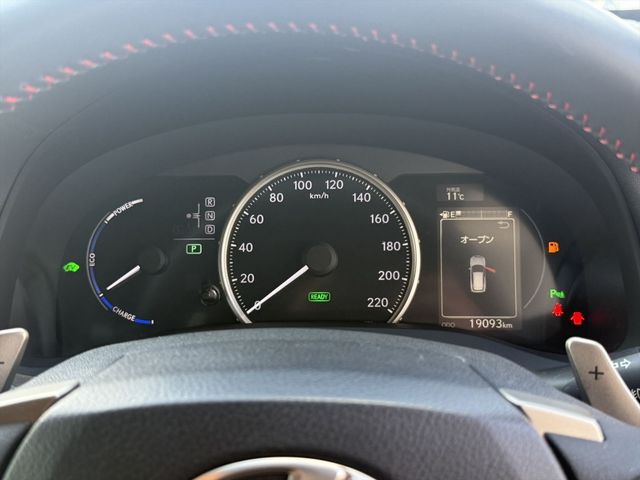 TOYOTA LEXUS CT200H 2014 Image 31