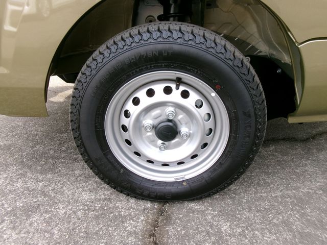 DAIHATSU HIJET TRUCK 4WD 2025 Image 31