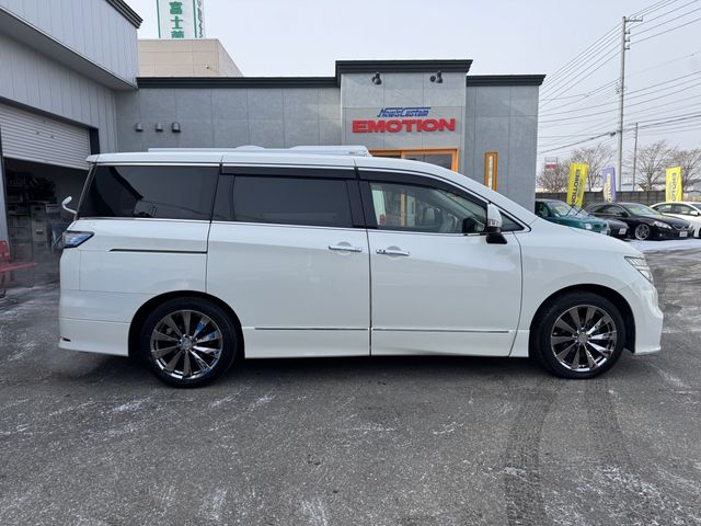 NISSAN ELGRAND  4WD 2018 Image 31