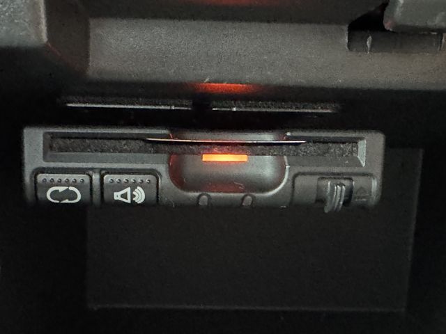 NISSAN ELGRAND  4WD 2018 Image 31